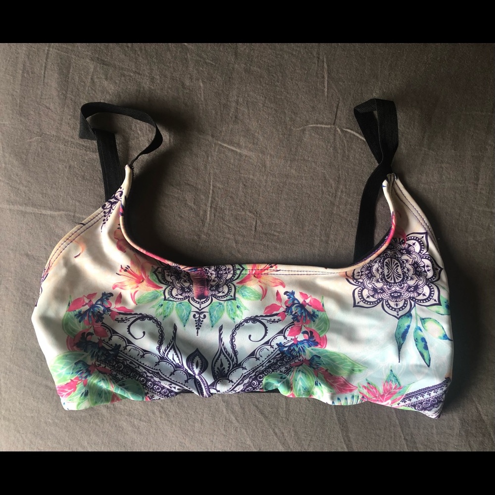 Onzie - small floral strappy yoga bra / bralette
